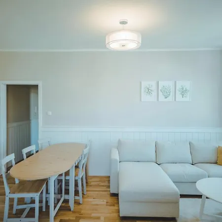 Hampton Beach, Seaview * Sopot