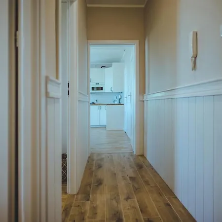 Апартаменти Hampton Beach, Seaview